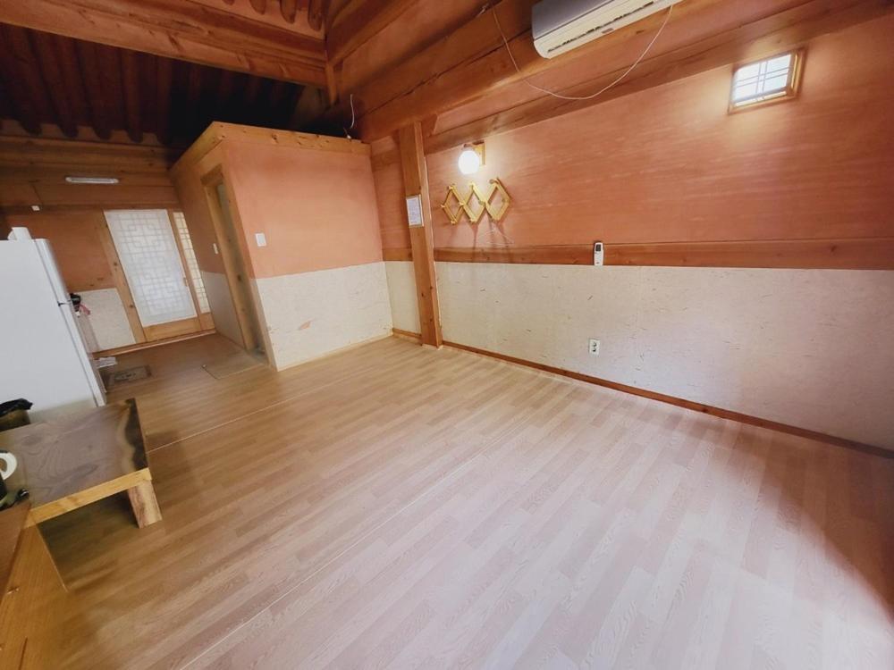 Yeongwol Hwanggung Hanok Pension الغرفة الصورة